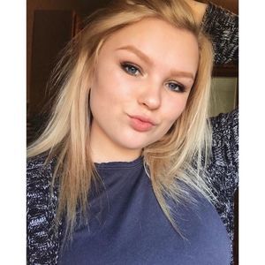 Meet your Posher, Dani